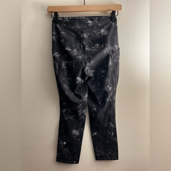 Lululemon Swift Speed High-Rise Crop 21" Aquila Black Multi Running Leggings 4 - Picture 4 of 8